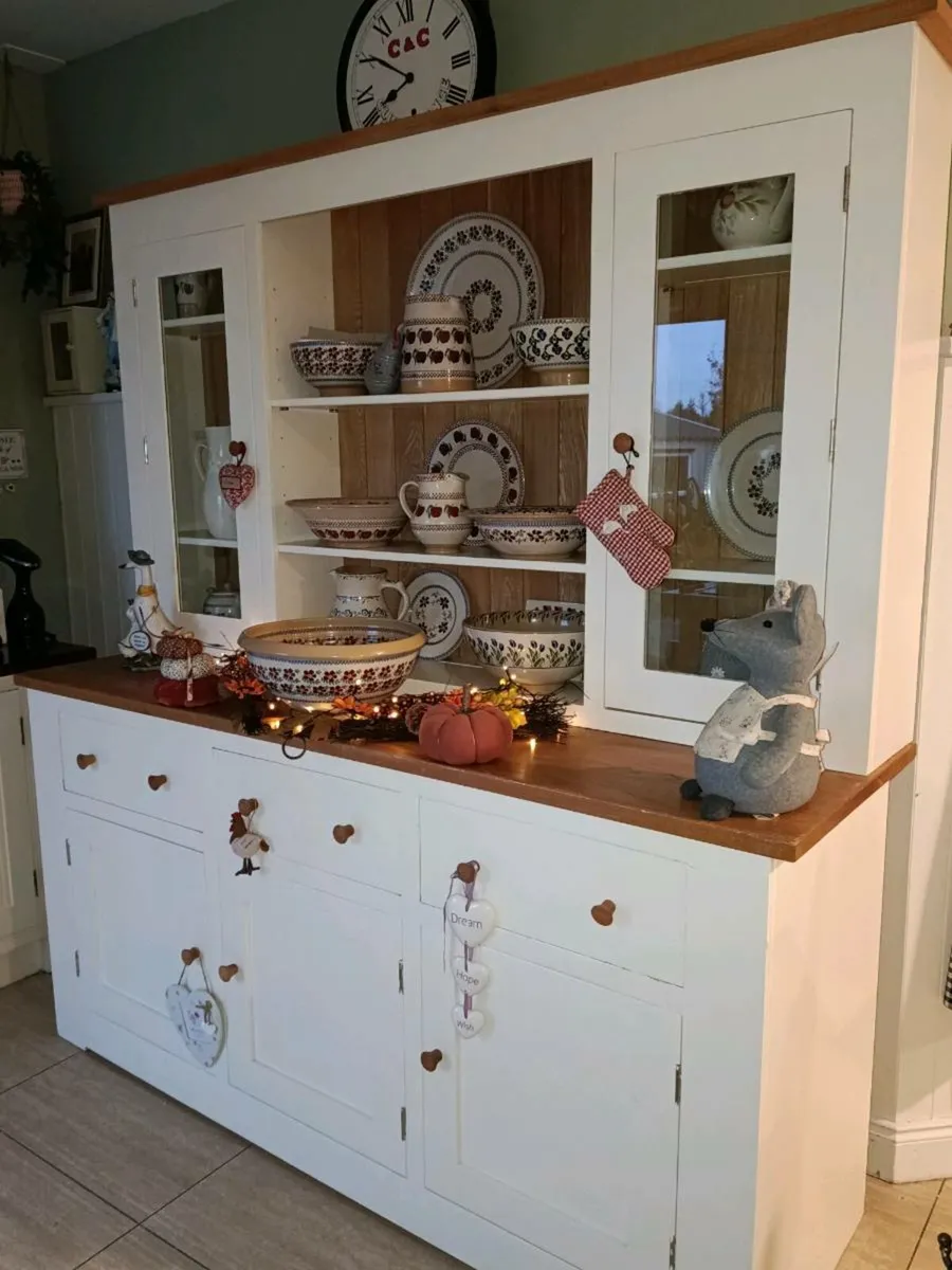 Cream kitchen dresser delivery arranged - Image 3