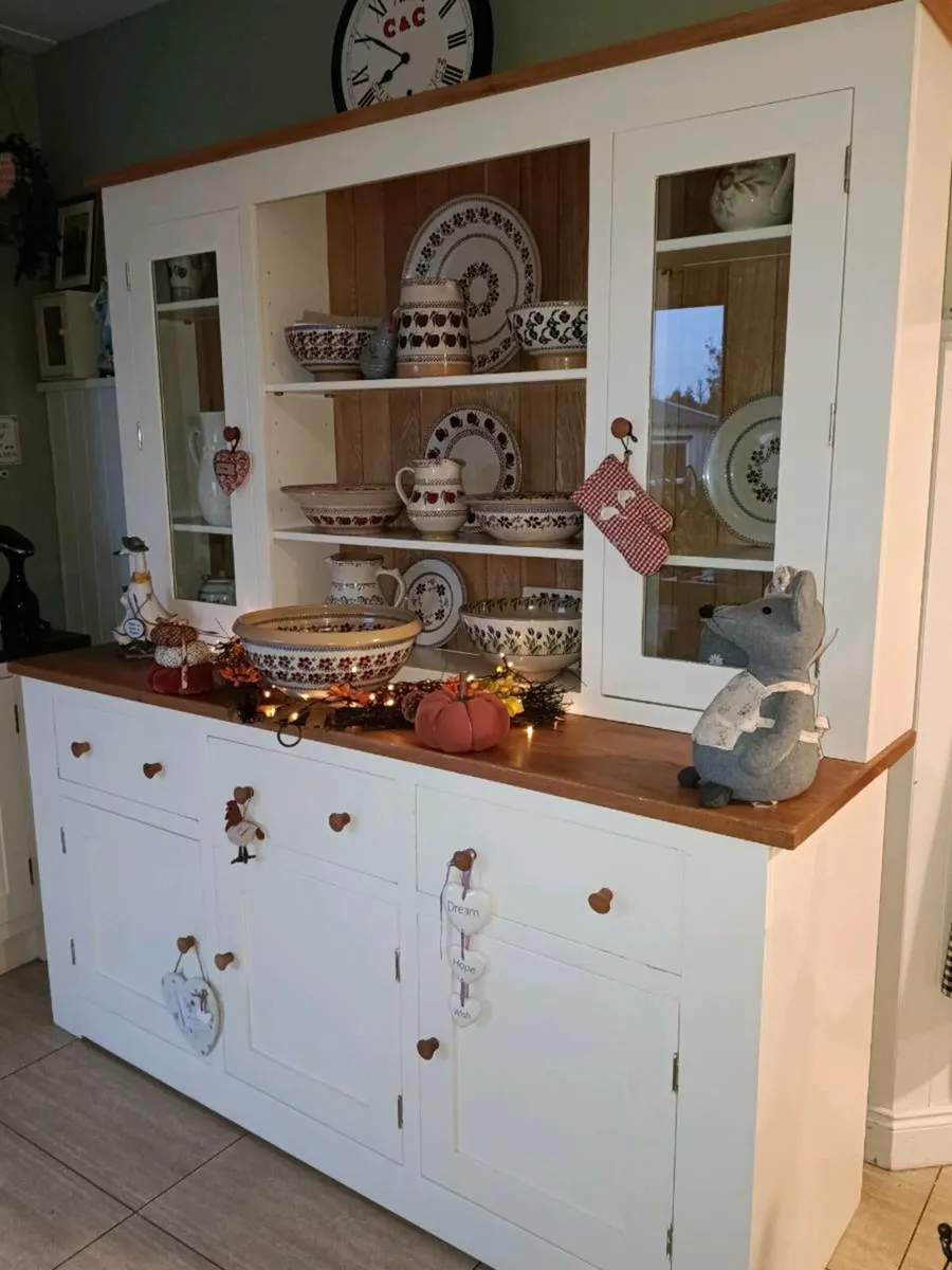 Cream kitchen dresser delivery arranged - Image 4
