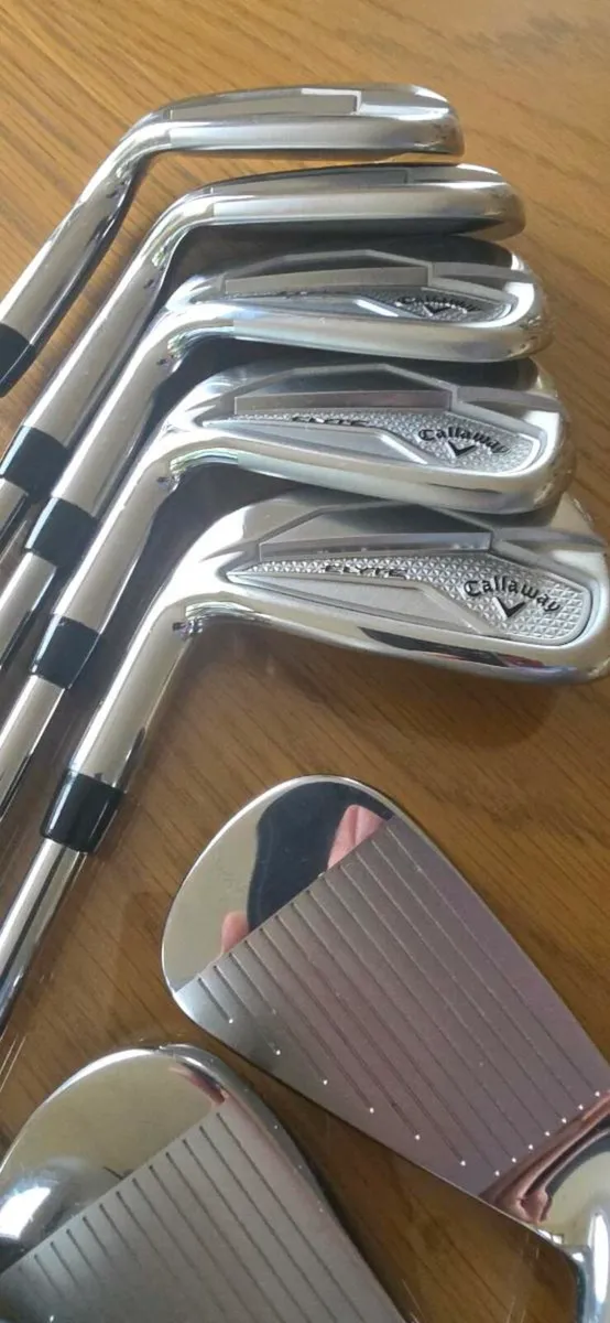 Almost New Left-handed callaway Elyte irons - Image 4