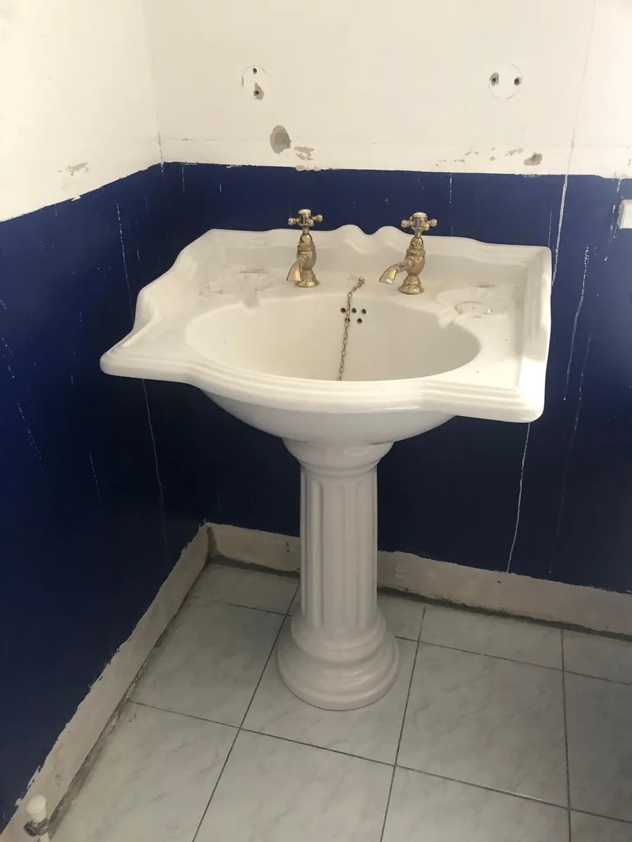 Sink and toilet - Image 1