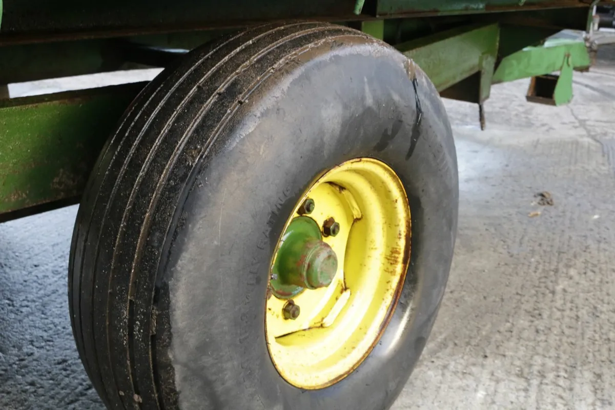 bailey grain trailer - Image 3