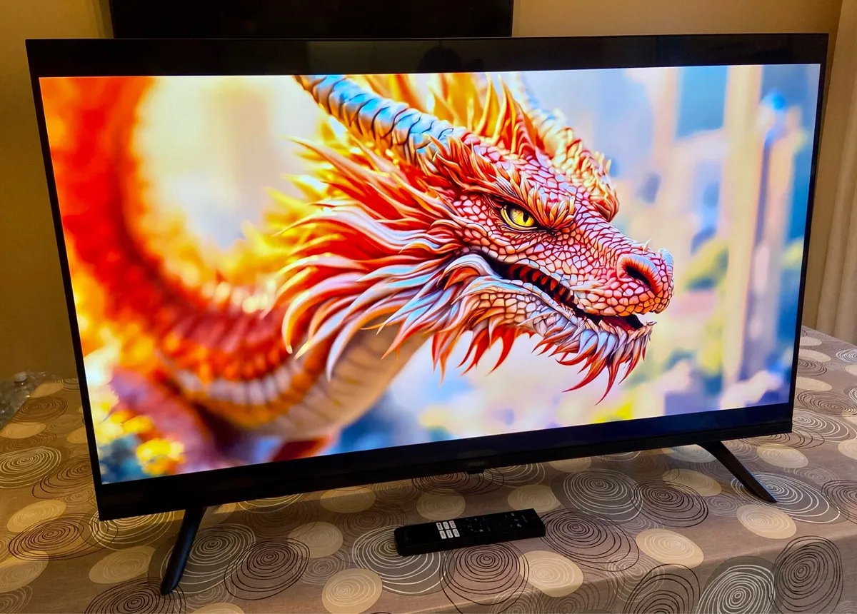 Philips 43” 4K Smart TV & BOX included - Image 1