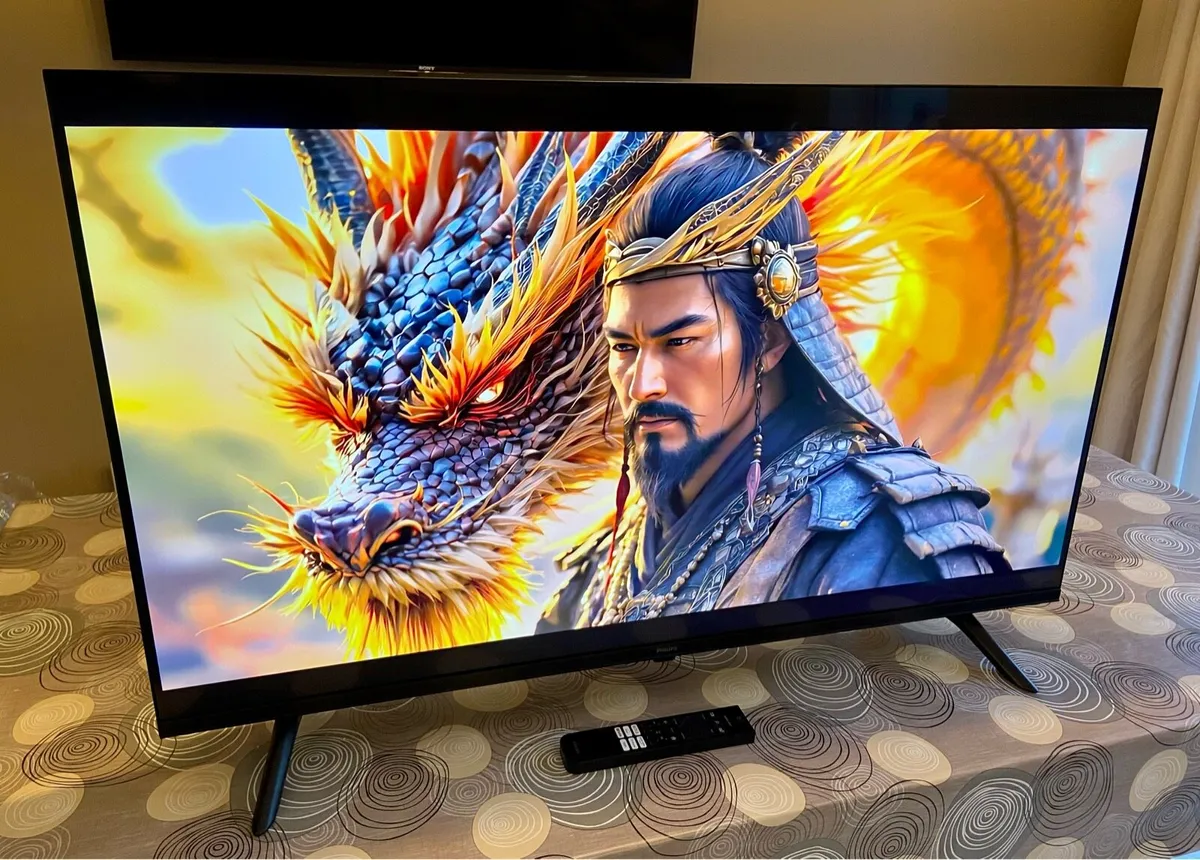 Philips 43” 4K Smart TV & BOX included - Image 3