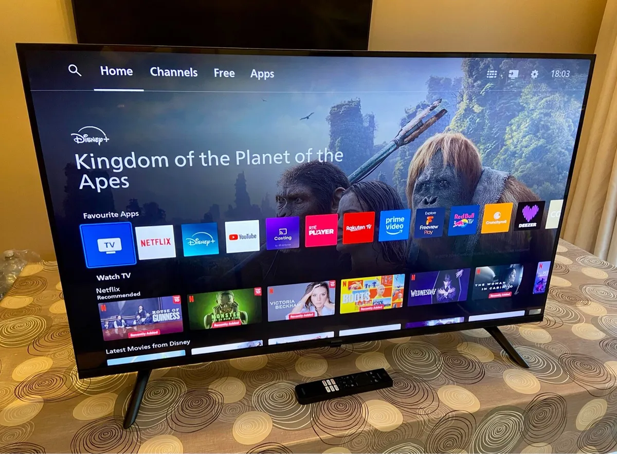 Philips 43” 4K Smart TV & BOX included - Image 4