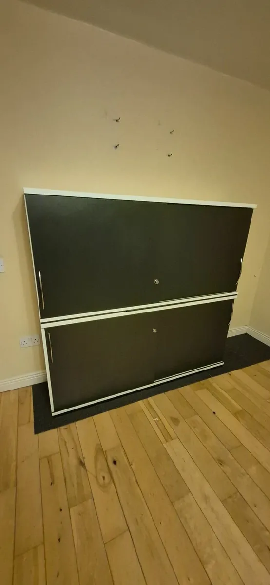 Office file holder cabinet - Image 1