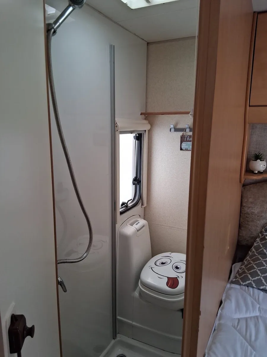 Bailey pageant series 5 caravan - Image 2