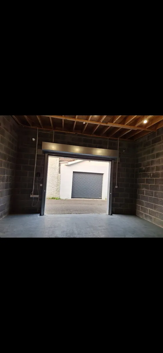 Storage unit/garage/lock up to rent
Walkinstown - Image 3
