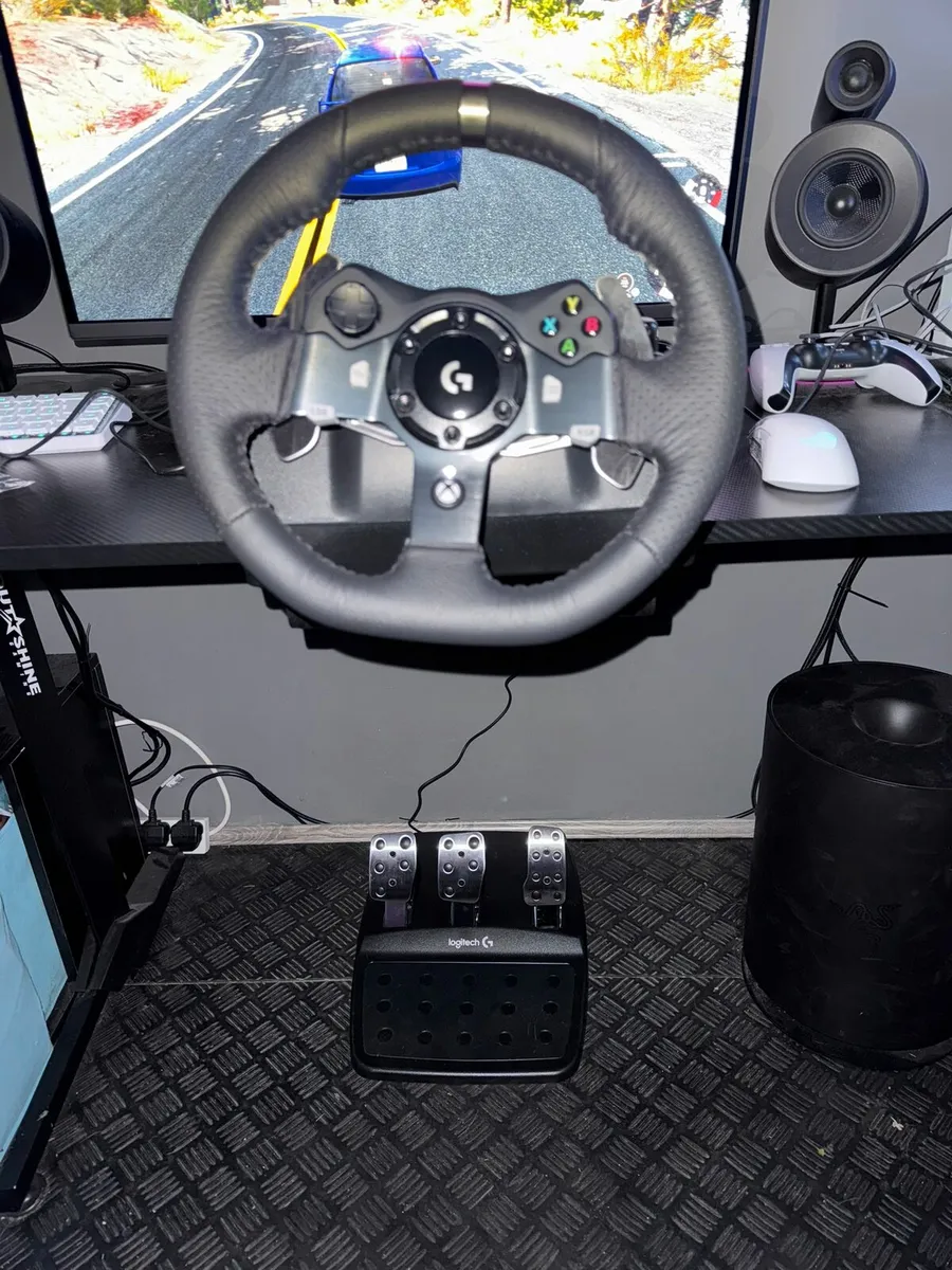 Logitech G920 XBox and PC Wheel and Pedals - Image 2
