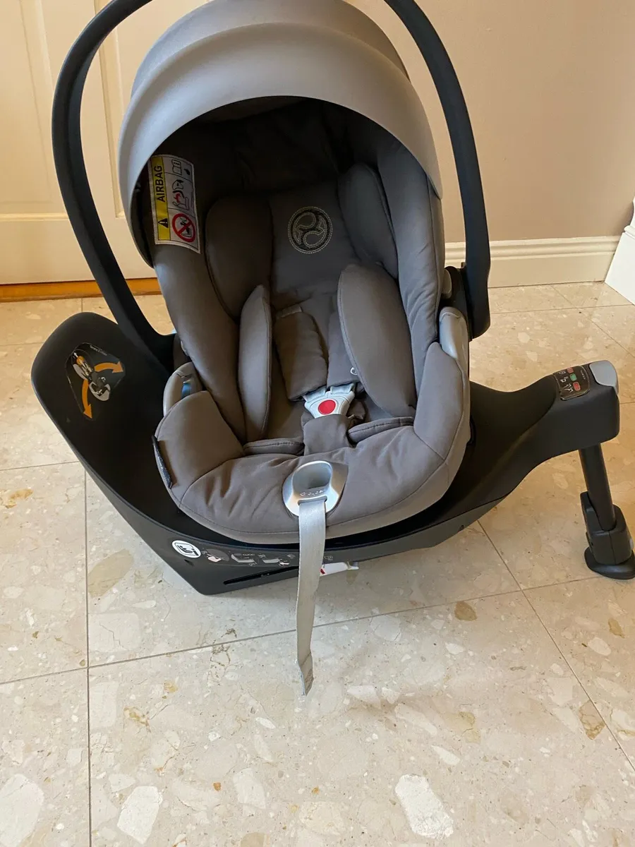 Platinum Cybex Cloud Z I size Car Seat with h - Image 1