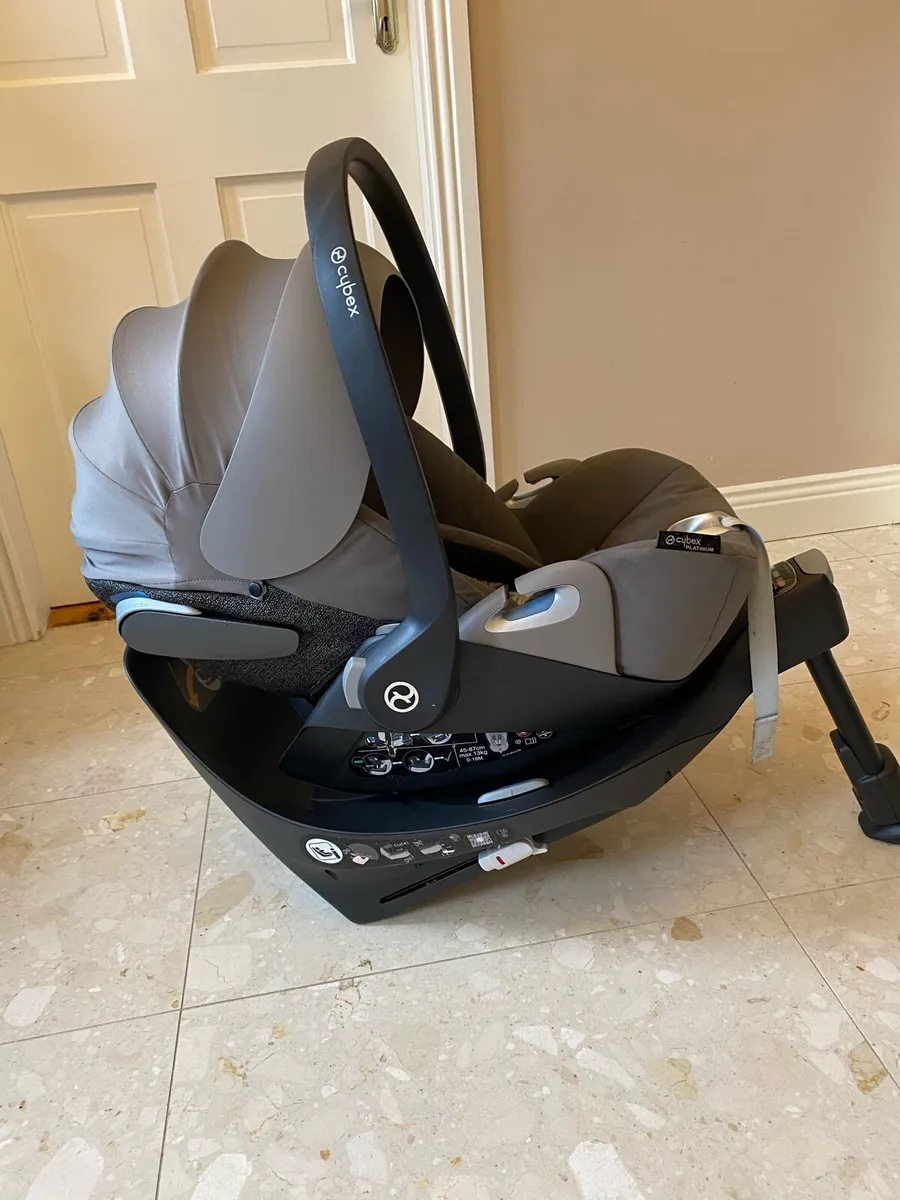 Platinum Cybex Cloud Z I size Car Seat with h - Image 2