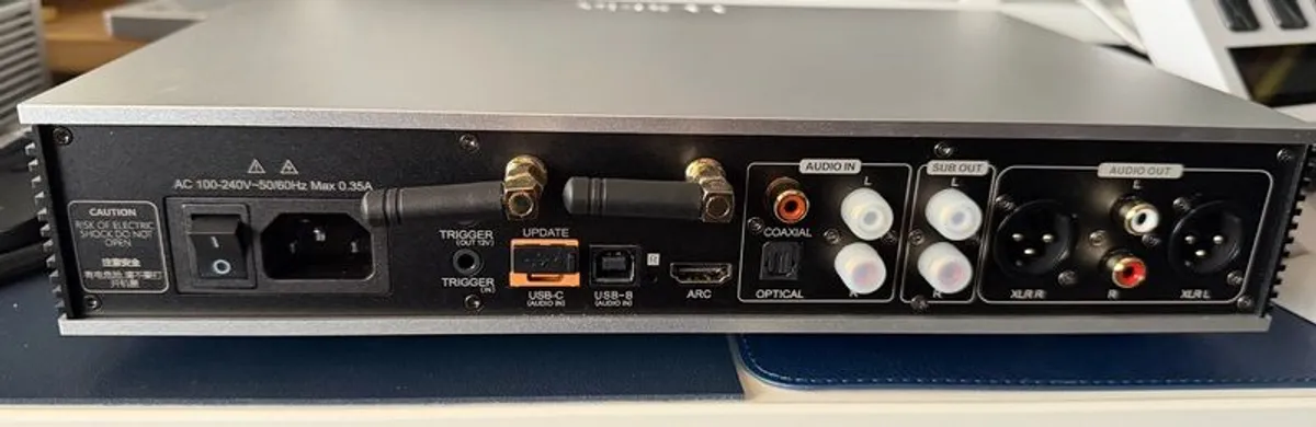 Luxsin X9 Headphone Amp DAC (Eversolo) - Image 3