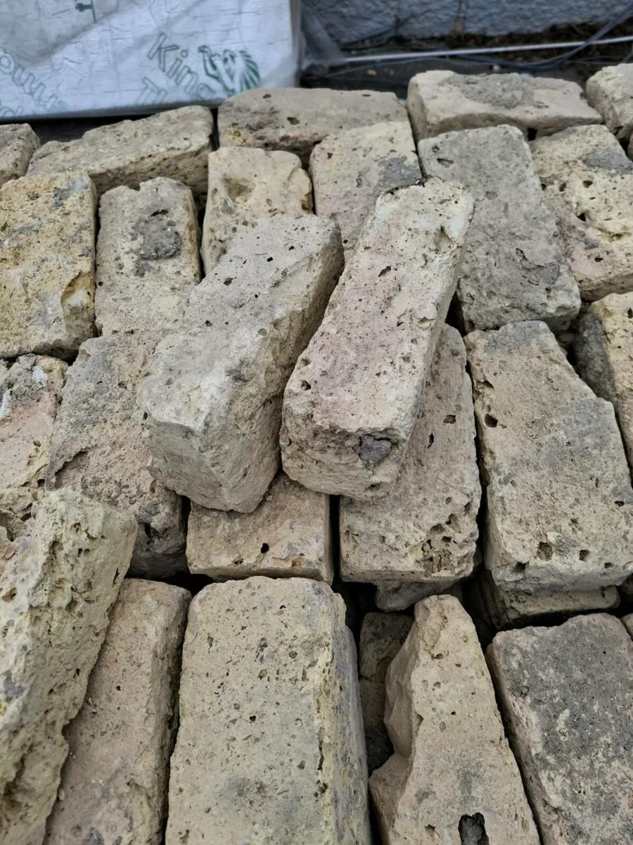 Yellow Bricks for sale - Image 3