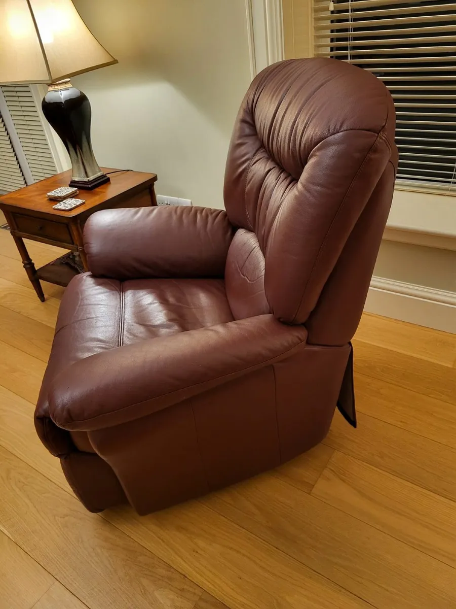 Couch Leather recliner  €200 - Image 3
