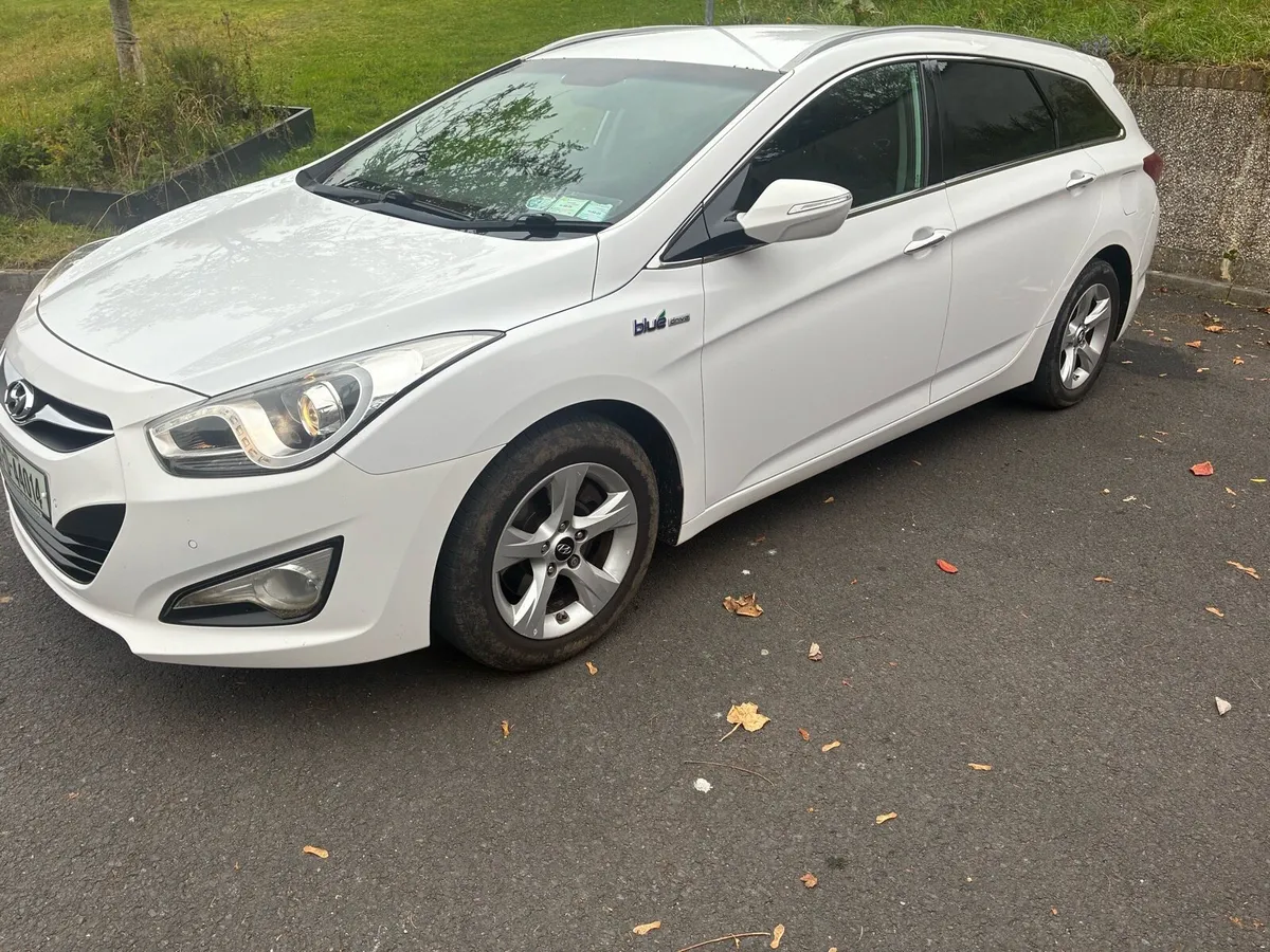 Hyundai i40 2015 - Image 2