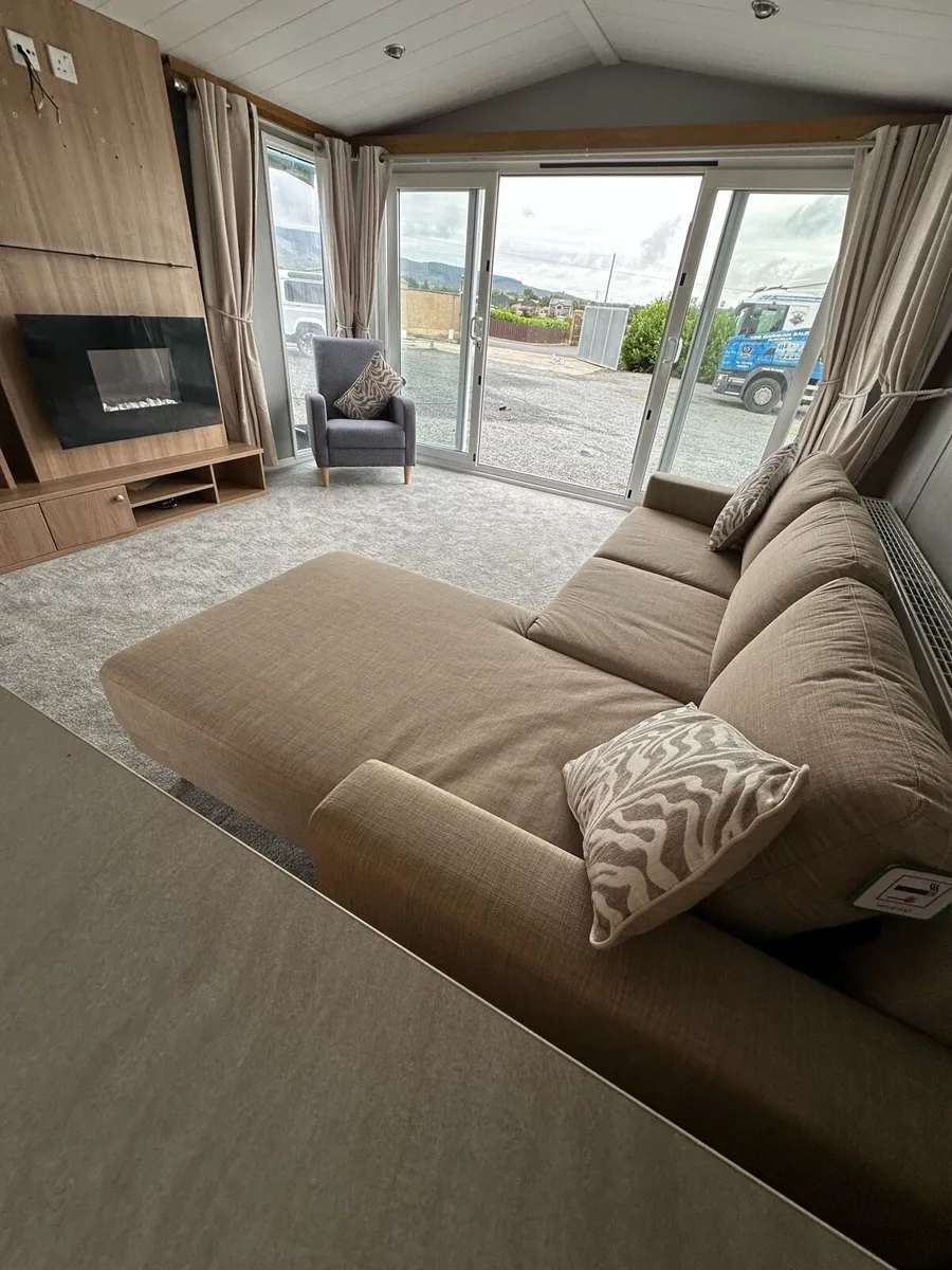 Swift lodge 40-13 Full winter pack At TPS caravans - Image 4