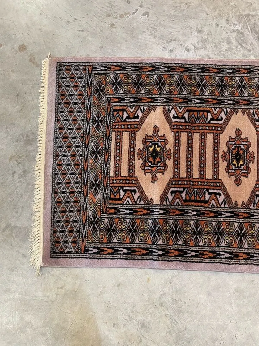 Pakistani Hand-Knitted Geometrical Runner - Image 3