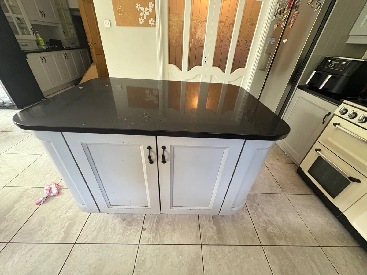 Kitchen - Image 3