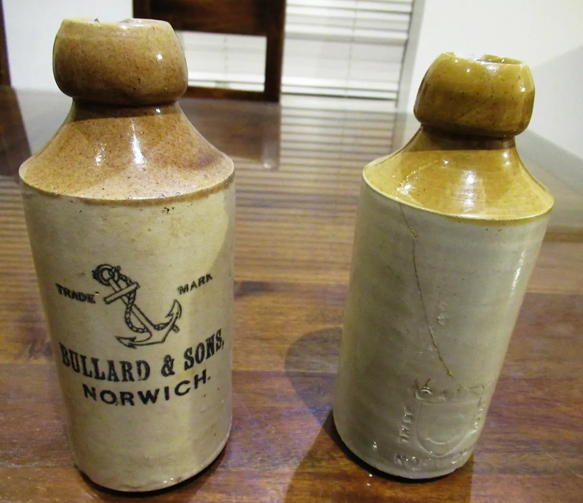 antique vintage flagon CHRISTMAS GIFT cottage man - Image 2