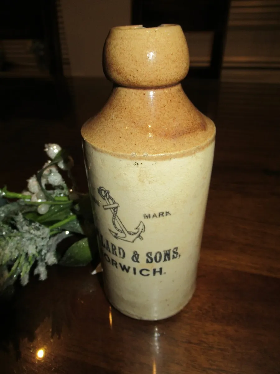 antique vintage flagon CHRISTMAS GIFT cottage man - Image 4