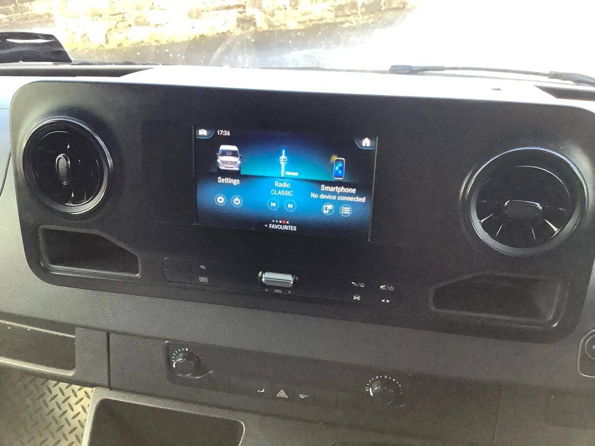 Mercedes Sprinter - Image 3