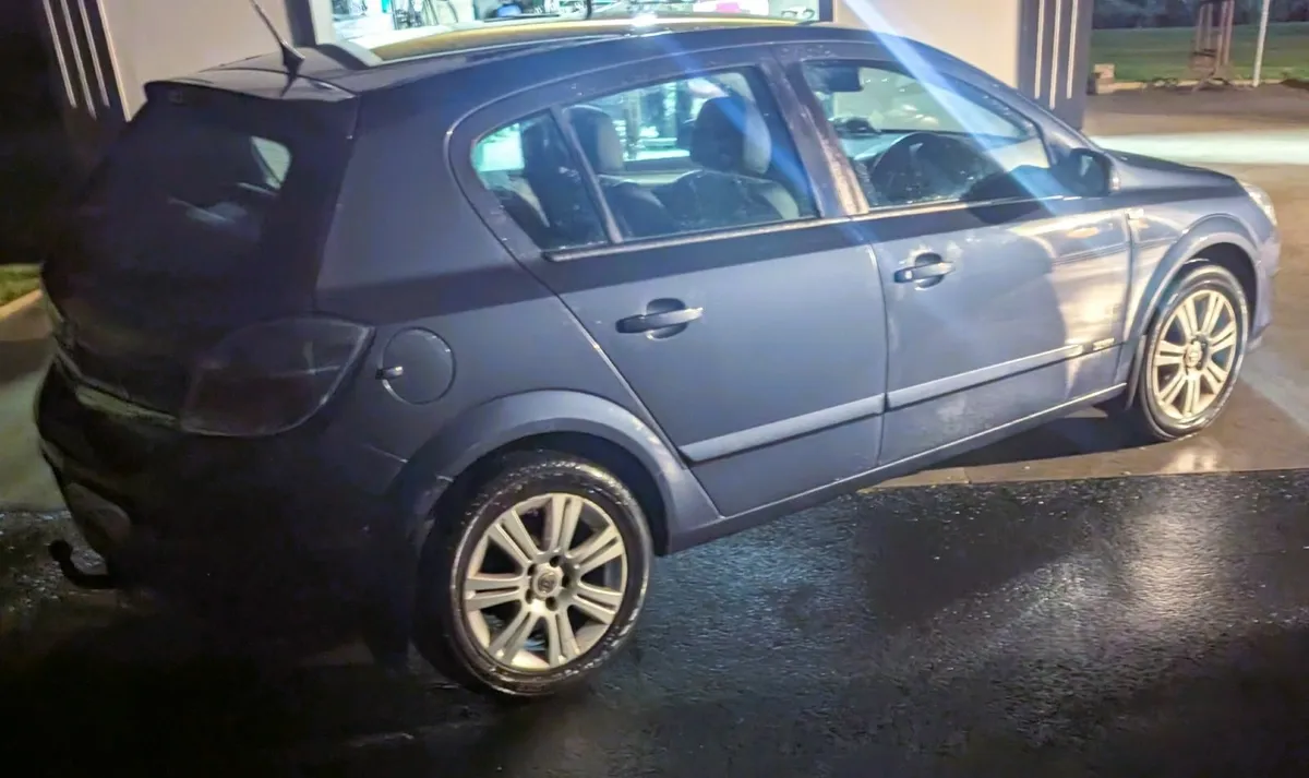 Vauxhall Astra 2009 1.7 D, NCT 03 26,Taxed 06 26 - Image 2