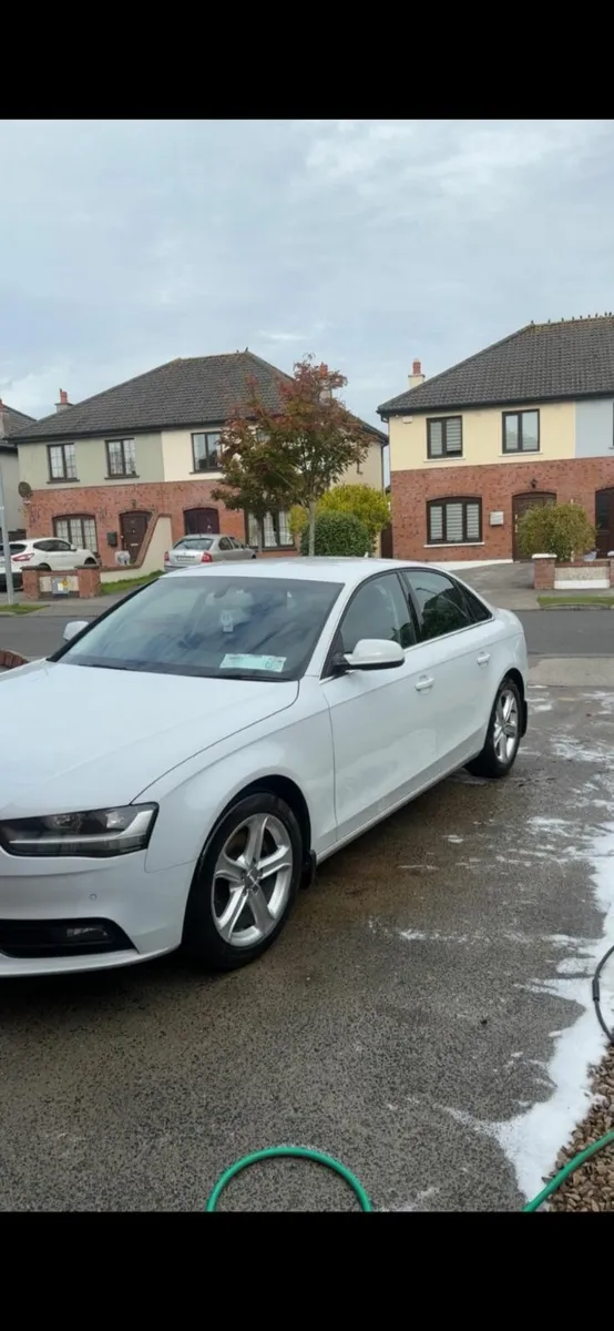 Audi A4 2013 - Image 2