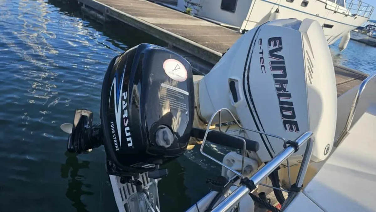 Ocqueteau 4.85 Motor Fishing Boat & Marina Berth - Image 3