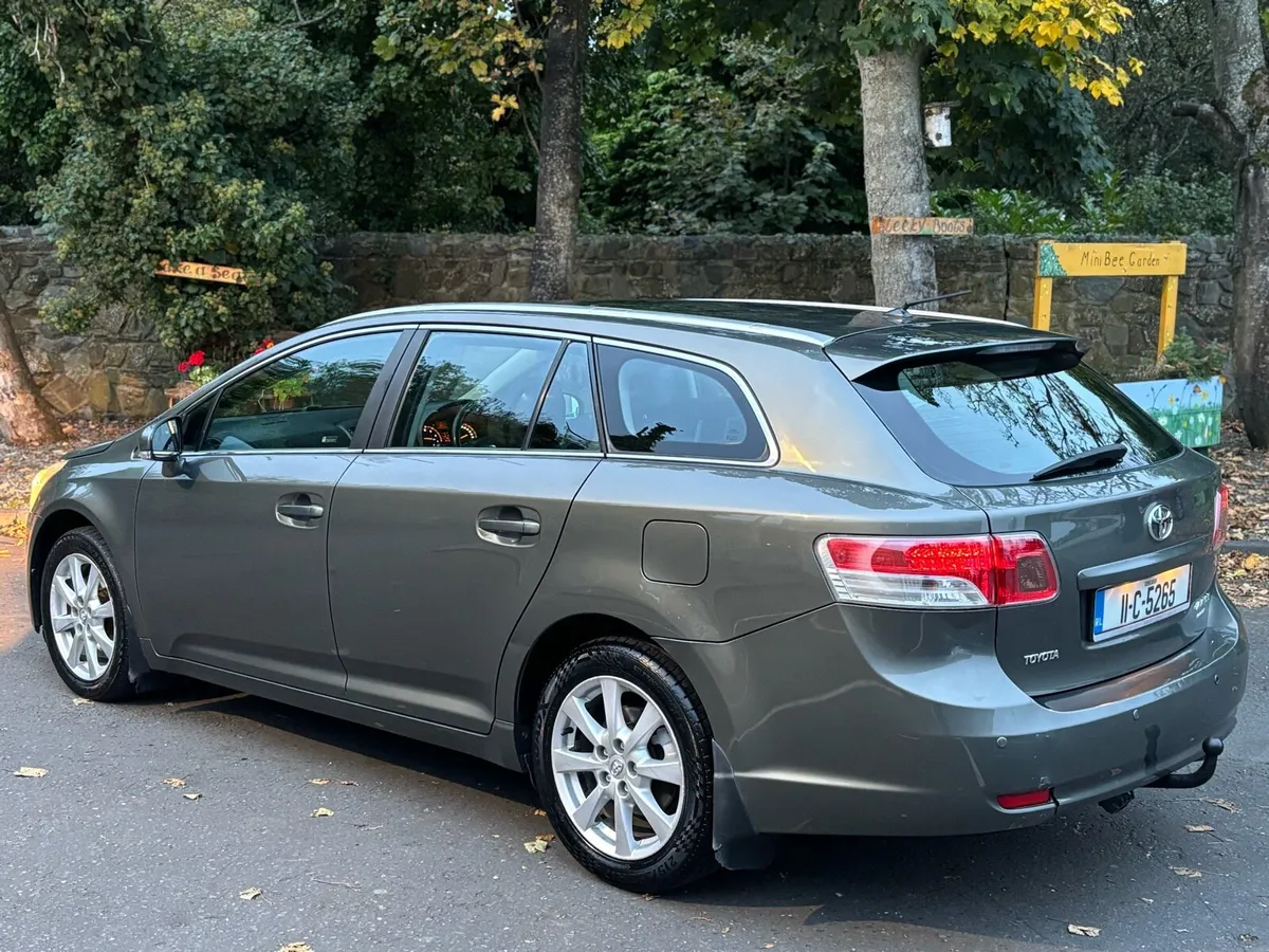 Toyota Avensis Tourer NCTD TAXED - Image 3