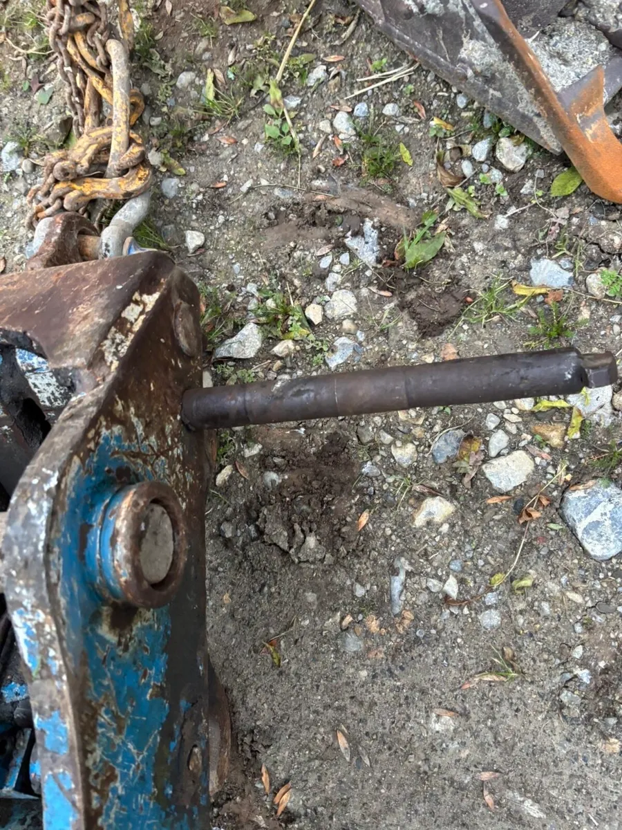 Dromone 65 mill hitch is - Image 3