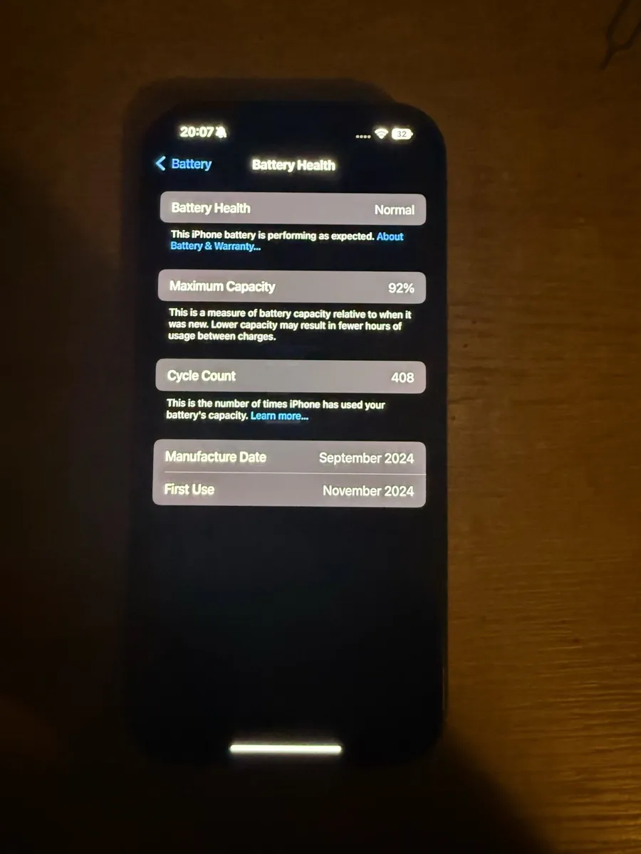 iPhone 16 Pro 128GB - Image 3
