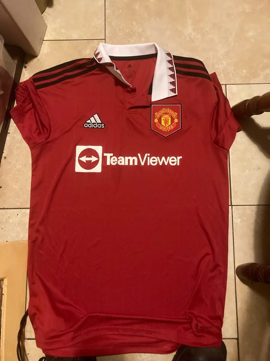 Machester United jersey 21-22 free postage - Image 1