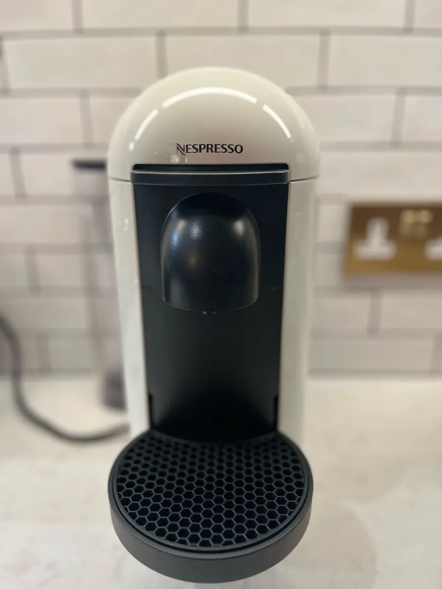 Nespresso Coffee machine - Image 1