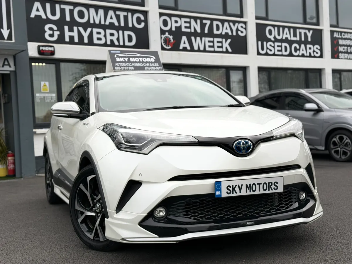 2018 Toyota C-HR  1.8 Hybrid automatic,Top Specs - Image 4