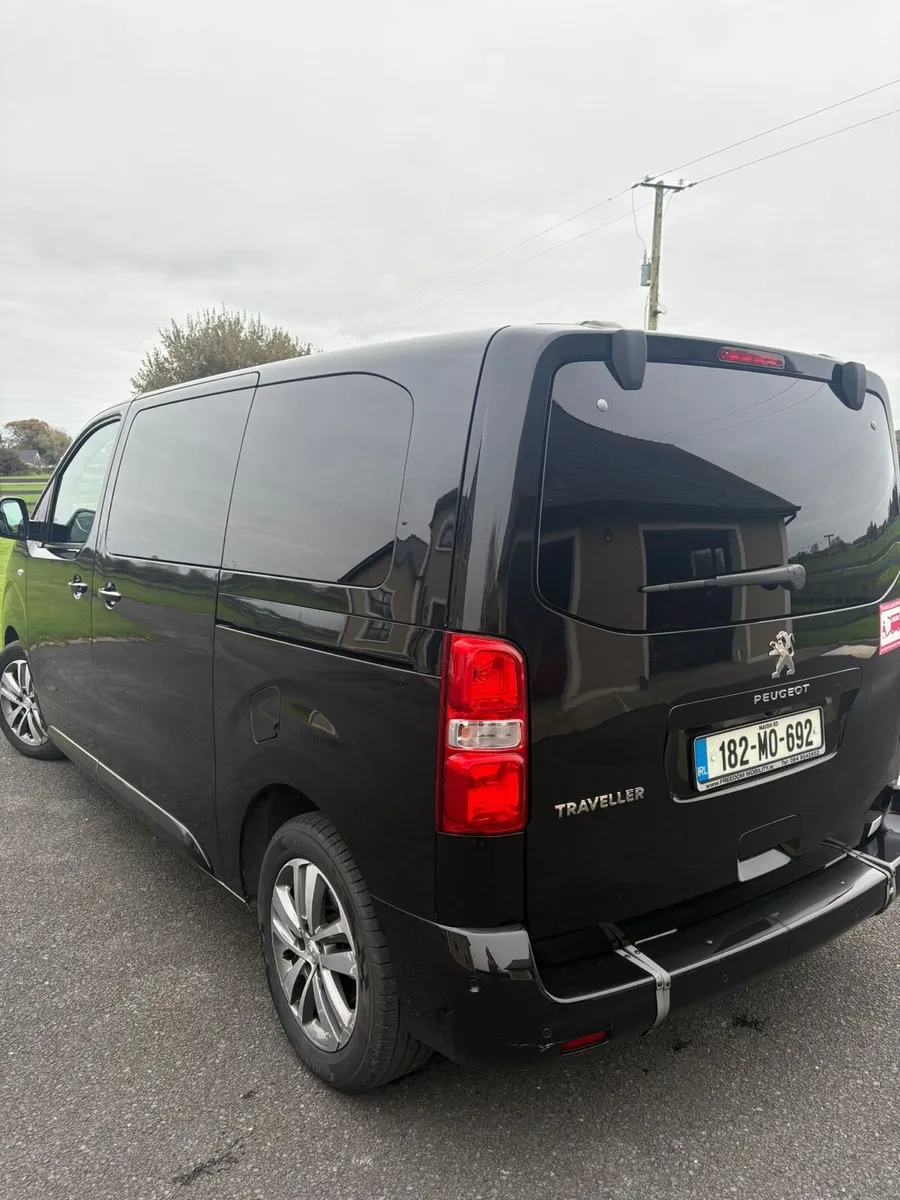 Car Wheelchair Accessible Vehicle - Image 4