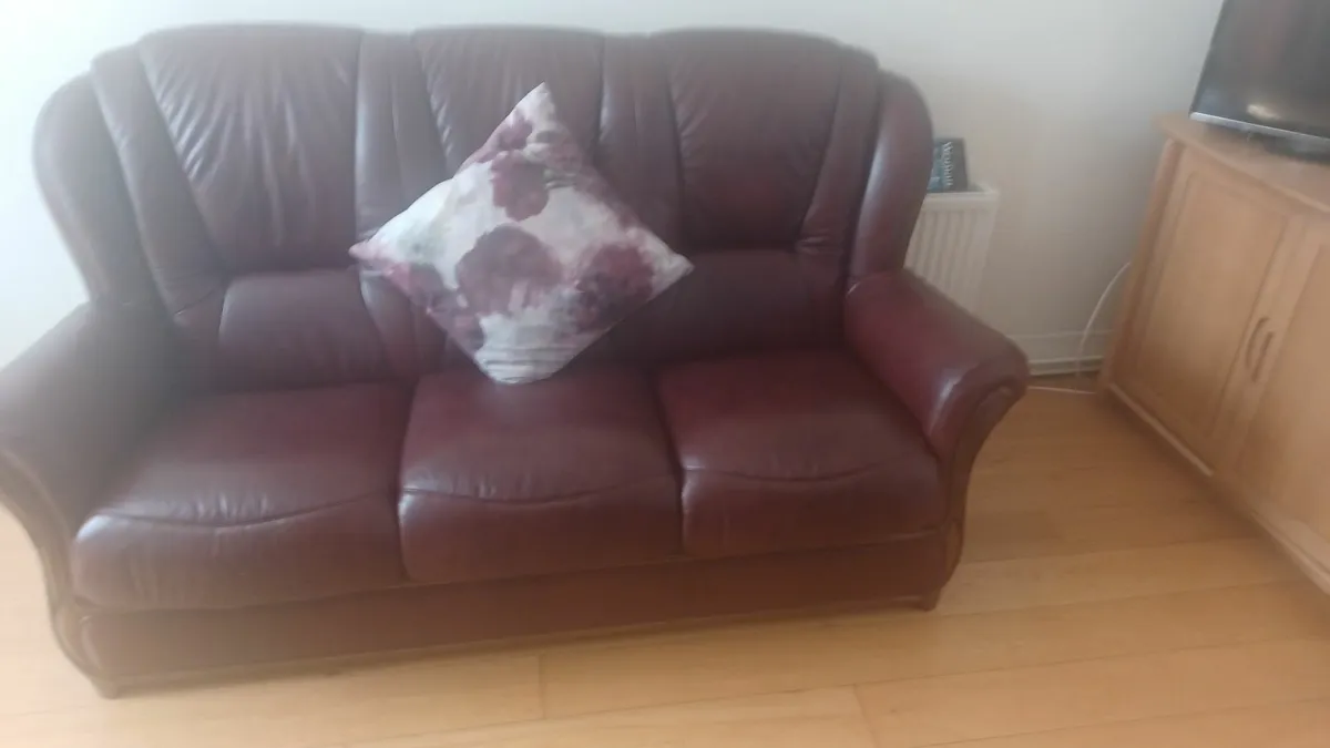 3 Piece Sofa - Image 3