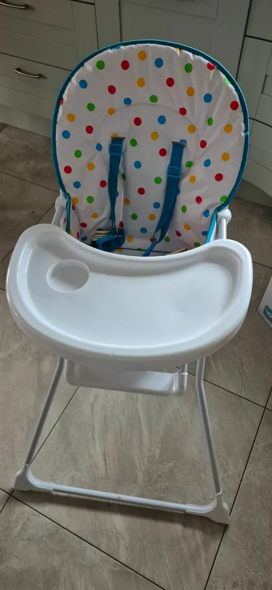 Highchair - Image 1
