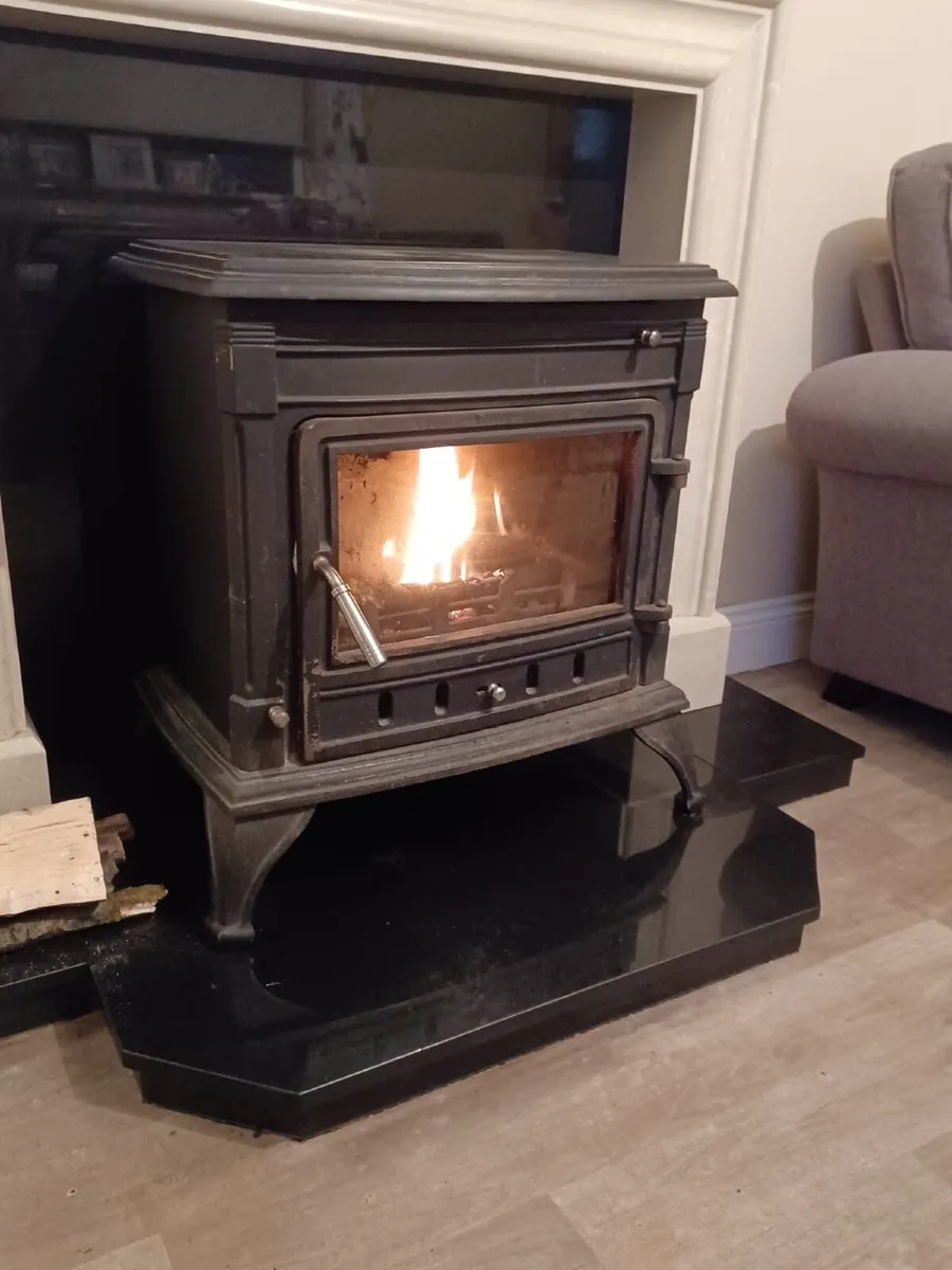 Stove - Image 1