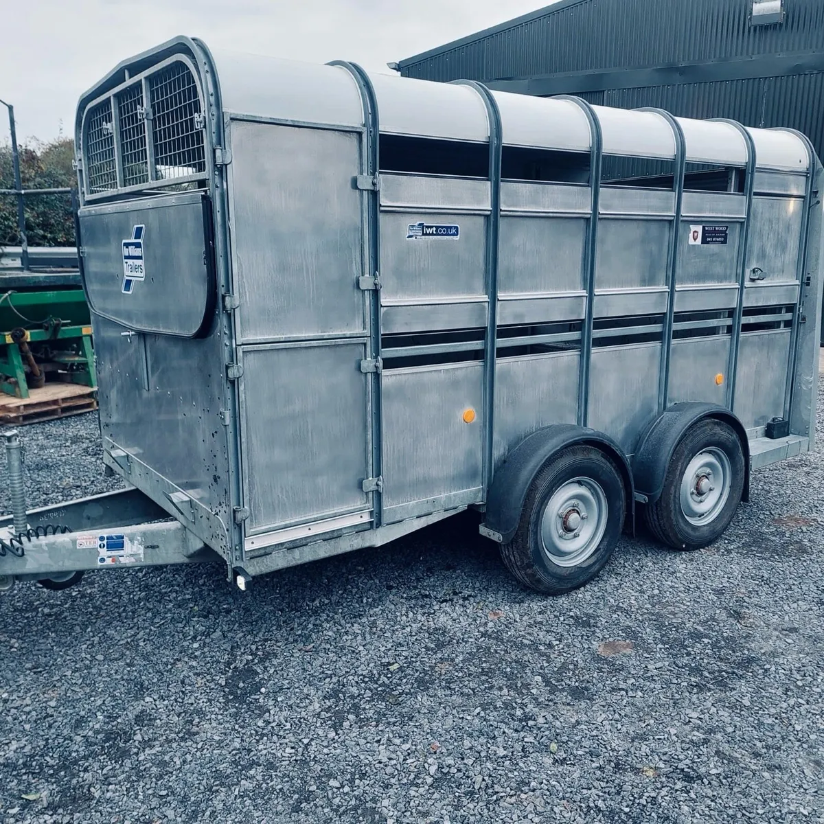 12 ft Ifor Williams cattle trailer - Image 4