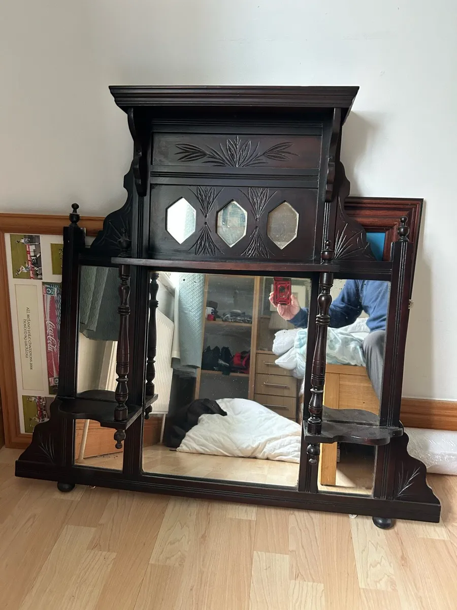 Wall unit - Image 1