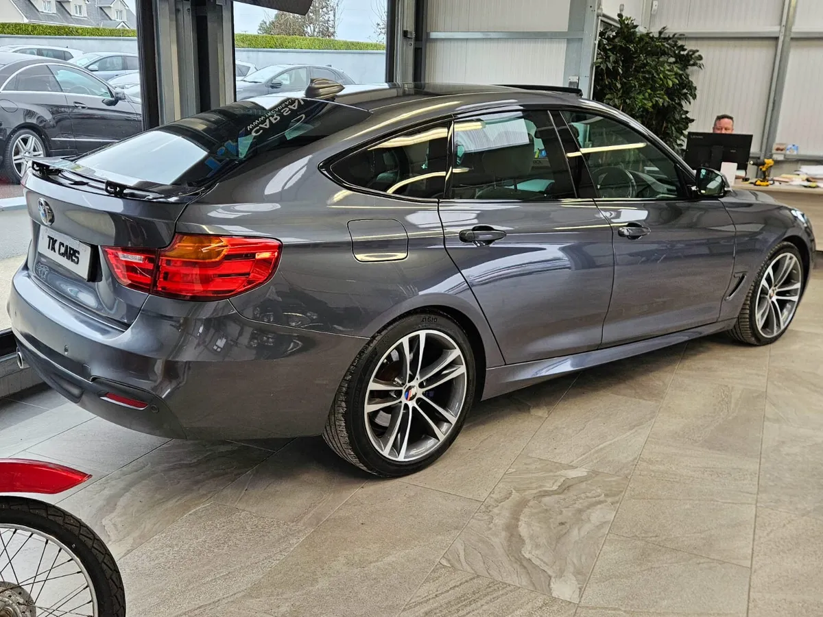 15 BMW 330 GT EDITION - Image 3