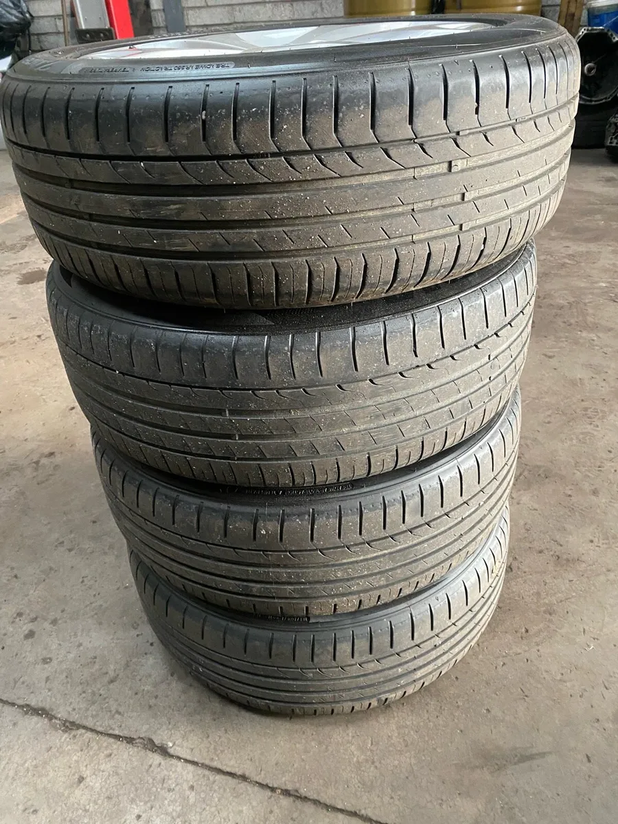 17 inch alloys with new tyres Renault Scenic,Megan - Image 3