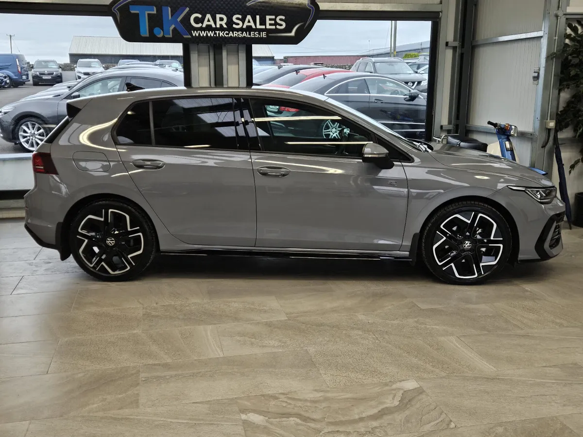 251 VOLKSWAGEN GOLF R-LINE - Image 3
