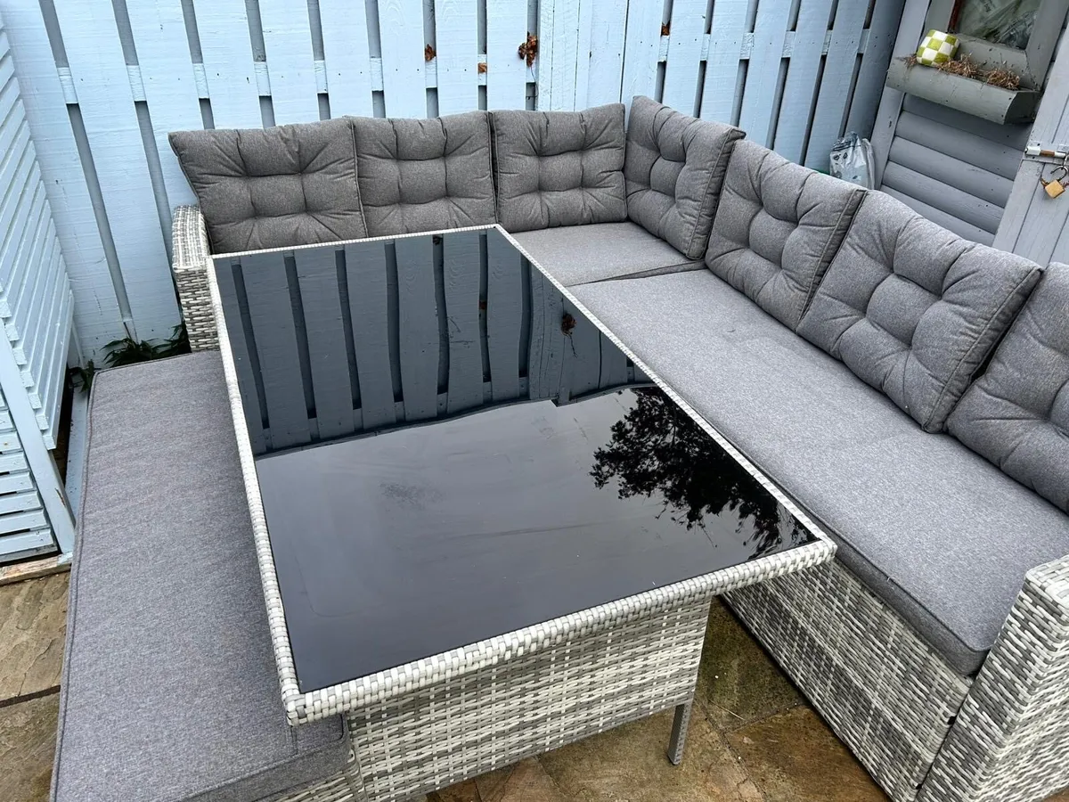 Outdoor L shaped table and couch set - Image 4
