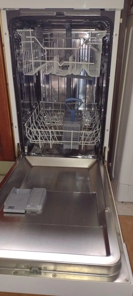 Slimline Dishwasher - Image 1