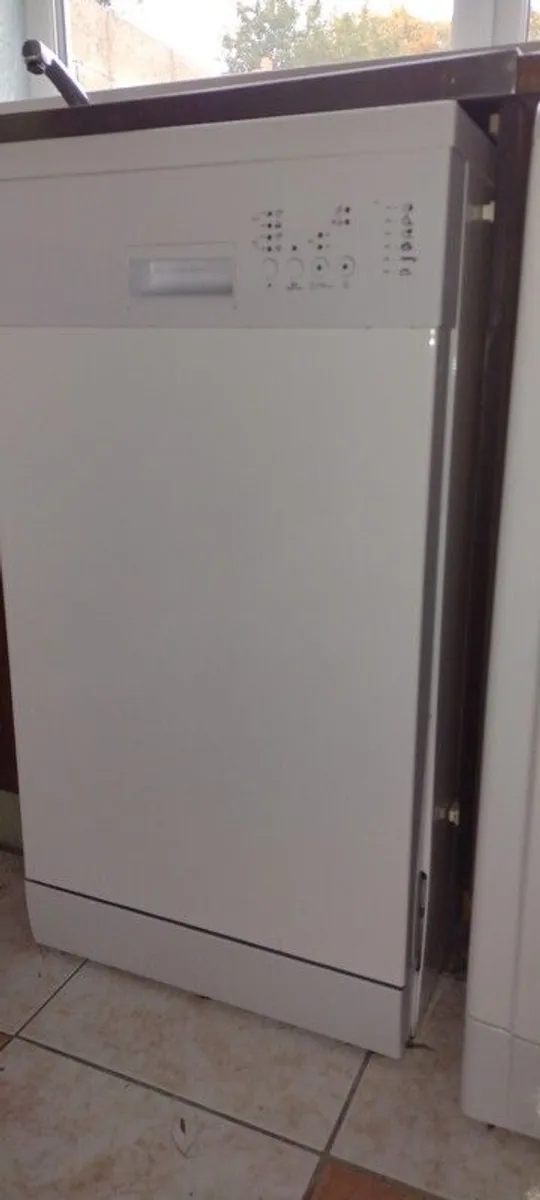 Slimline Dishwasher - Image 2