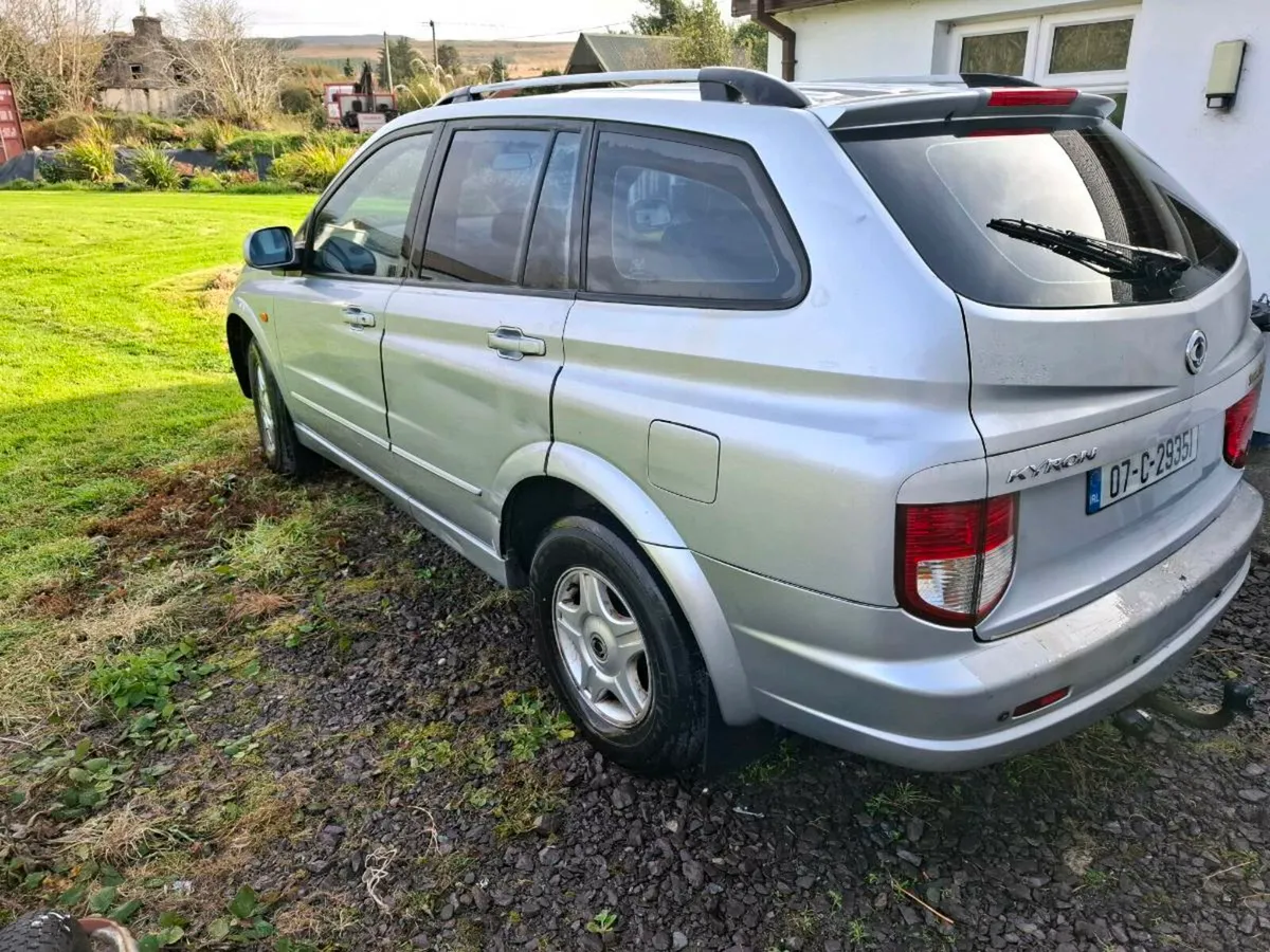 Ssangyong Kiron - Image 3