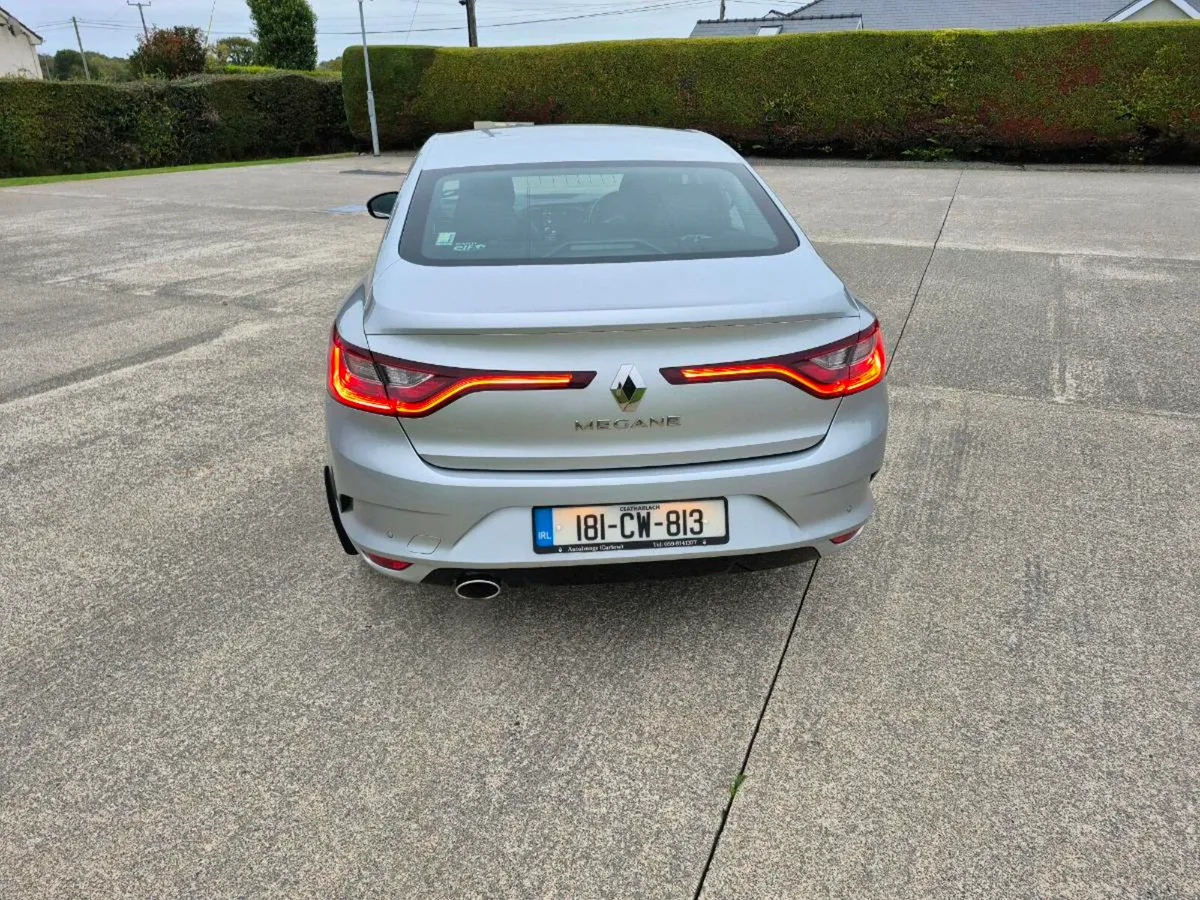 car - Image 2