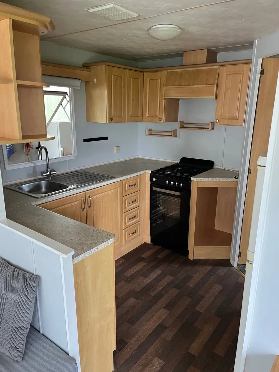 Mobile Home with Solid Fuel Stove - Image 2