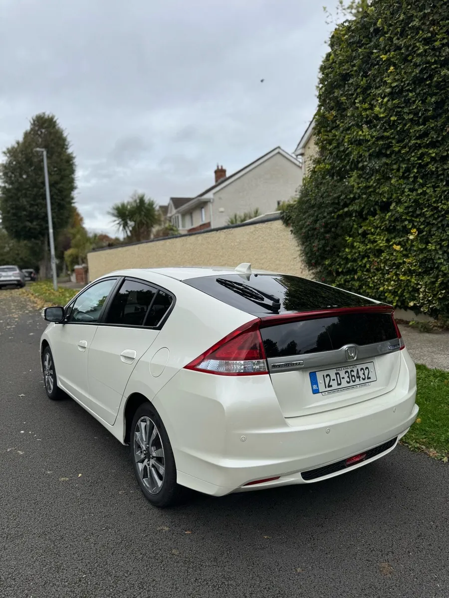 Honda Insight ES Heated seats Parking sensors, NCT - Image 3