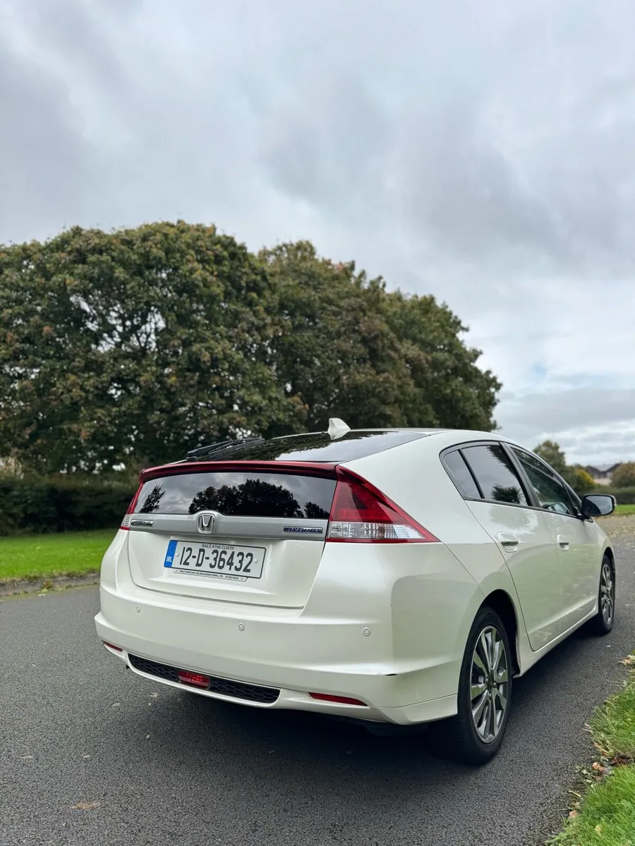 Honda Insight ES Heated seats Parking sensors, NCT - Image 4